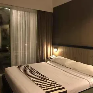 3* Hotel 7 Bidadari